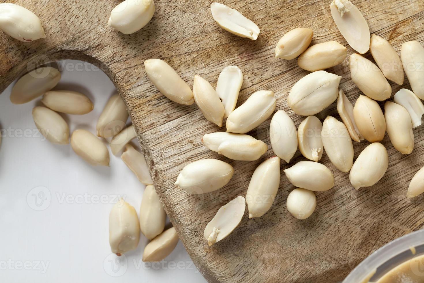 fresh roasted peanuts photo