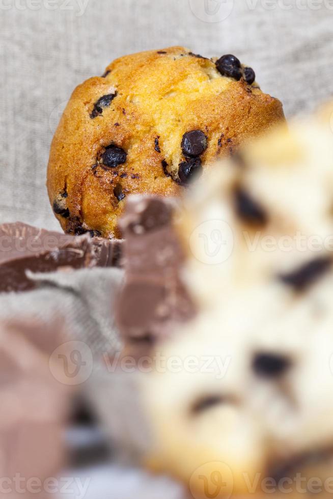 deliciosa comida al hornear con gotas de chocolate foto