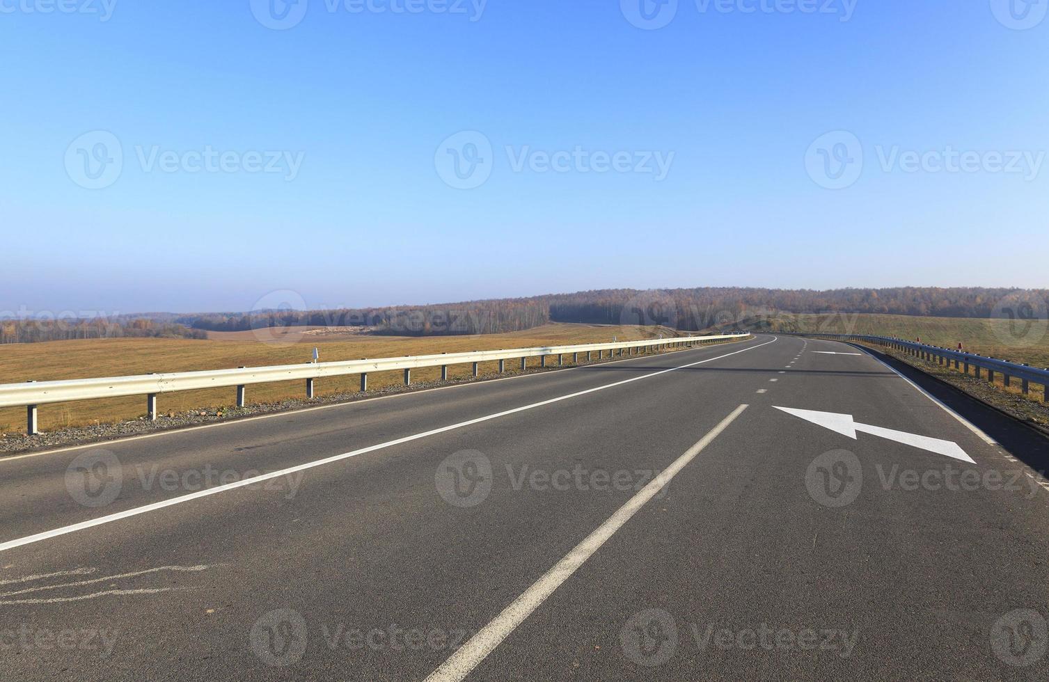 road in the summer photo