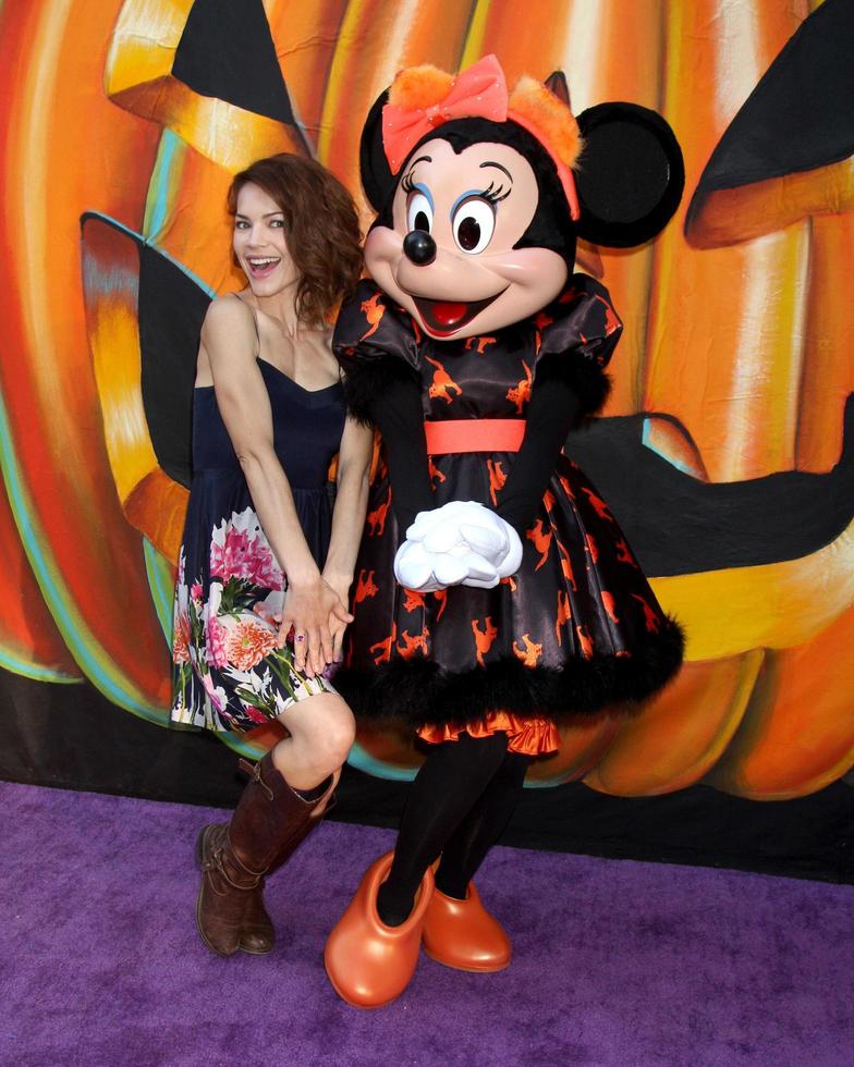 LOS ANGELES, OCT 1 - Rebecca Herbst at the VIP Disney Halloween Event at Disney Consumer Product Pop Up Store on October 1, 2014 in Glendale, CA photo