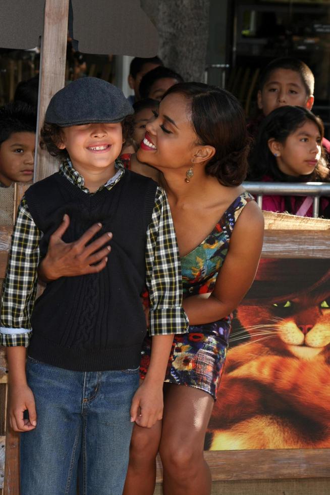 LOS ANGELES, OCT 23 - Sharon Leal, son   Puss In Boots Los Angeles Premiere  Sharon Leal arriving at the Puss In Boots Premiere at the Regency Village Theater on October 23, 2011 in Westwood, CA photo