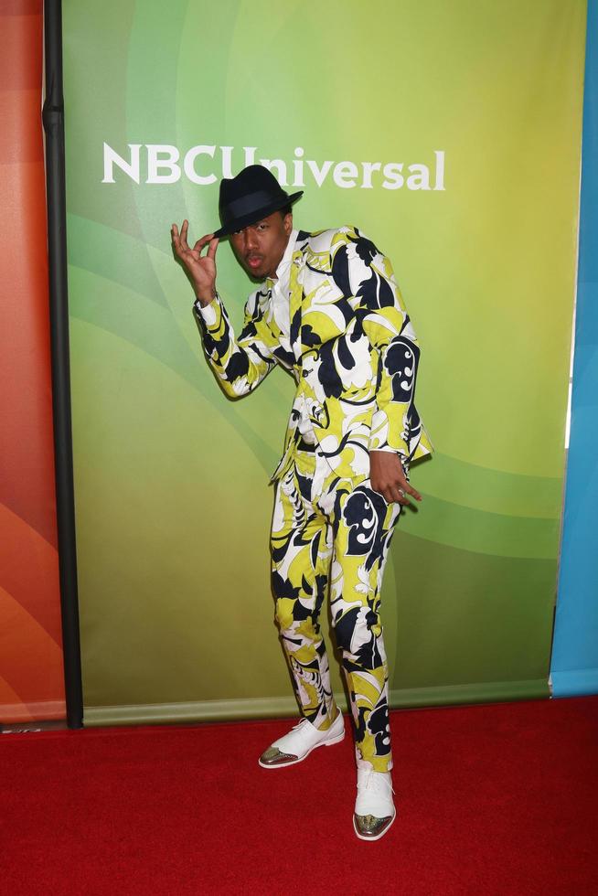 los angeles, 1 de abril - nick cannon en el día de prensa universal de verano de nbc 2016 en el hotel four seasons el 1 de abril de 2016 en westlake village, ca foto