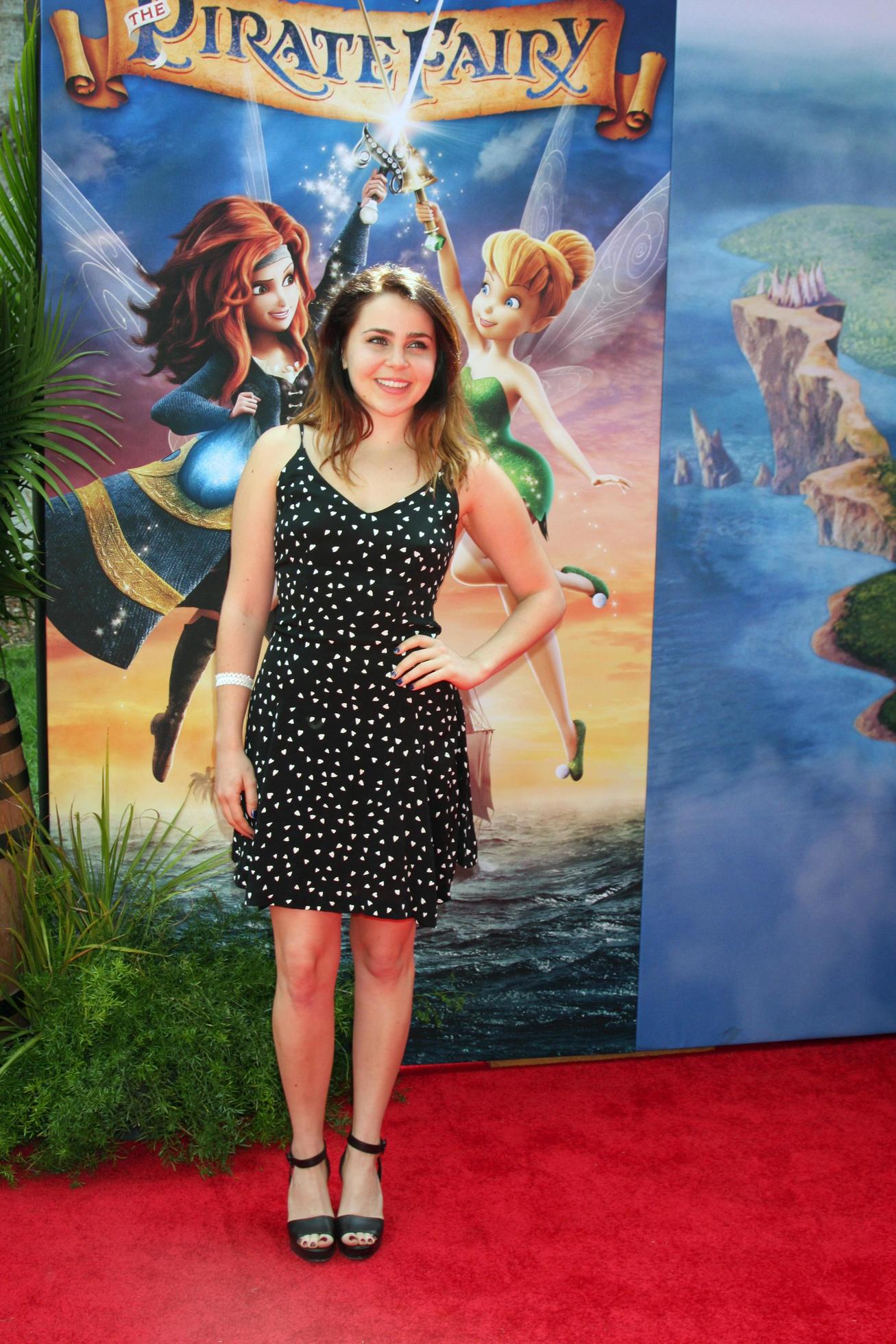 LOS ANGELES, MAR 22 - Mae Whitman at the Pirate Fairy Movie Premiere at
