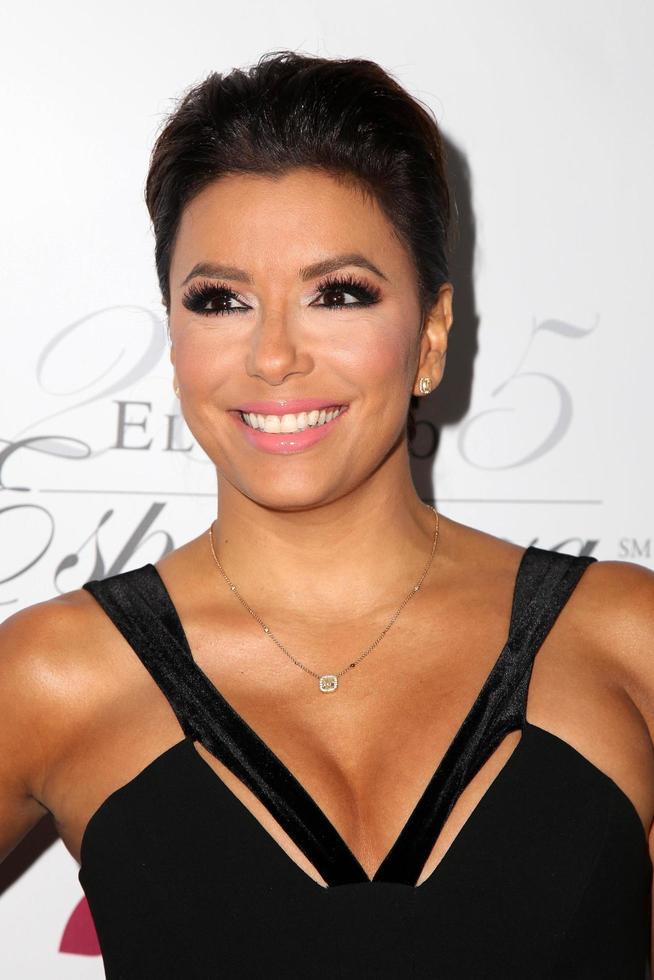 LOS ANGELES, SEP 17 - Eva Longoria at the Padres Contra El Cancer s 15th Annual El Seuno De Esperanza at the Boulevard3 on September 17, 2015 in Los Angeles, CA photo