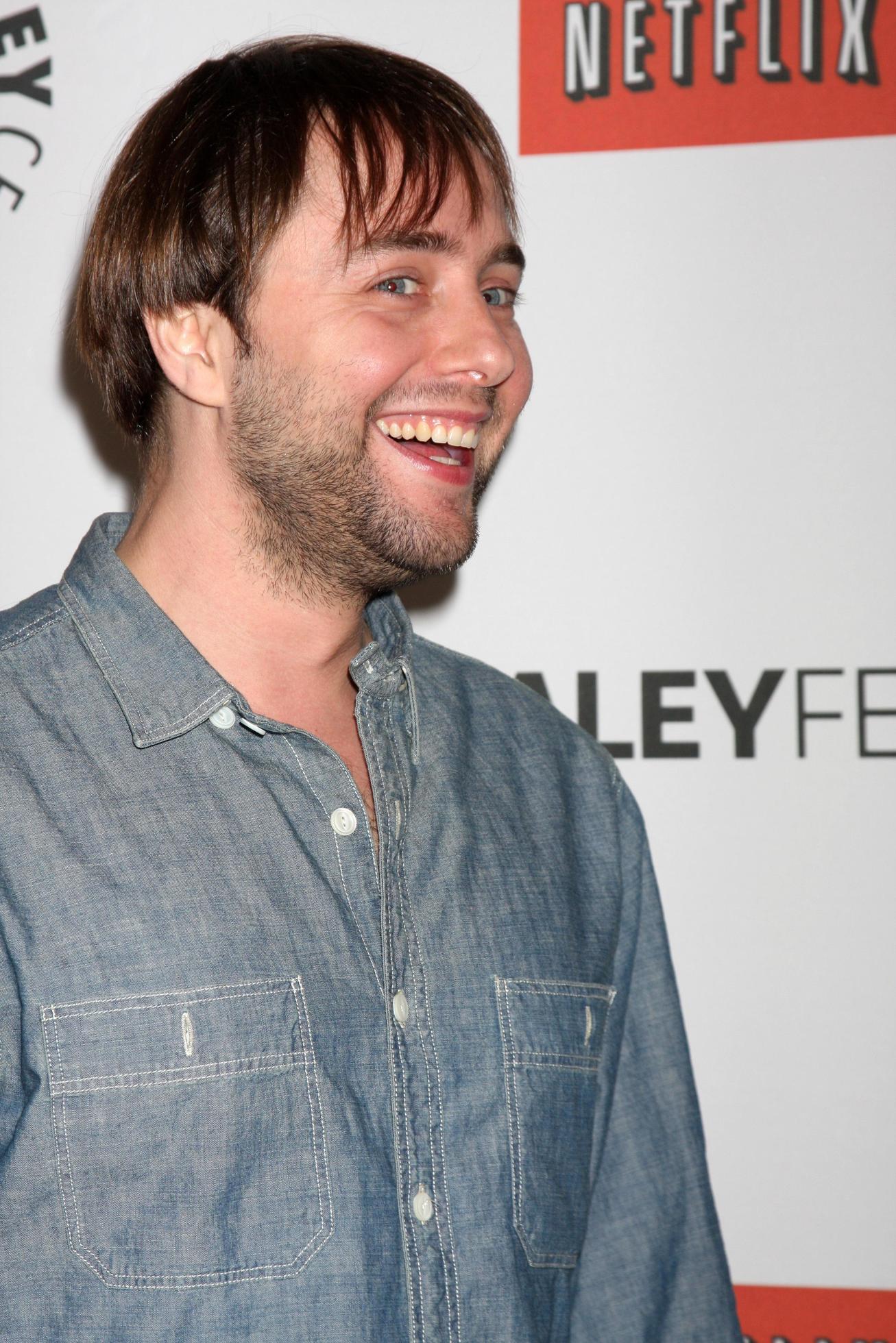 LOS ANGELES, MAR 13 - Vincent Kartheiser arrives at the Mad Men Event