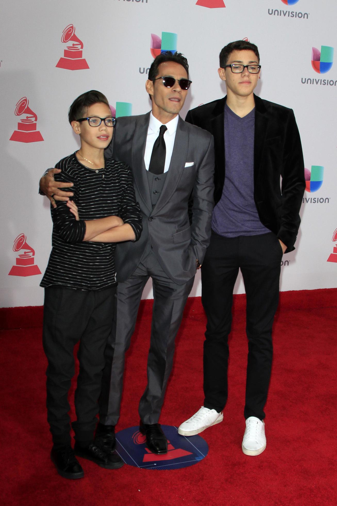 LAS VEGAS, NOV 17 - Ryan Adrian Muniz, Marc Anthony, Cristian Marcus