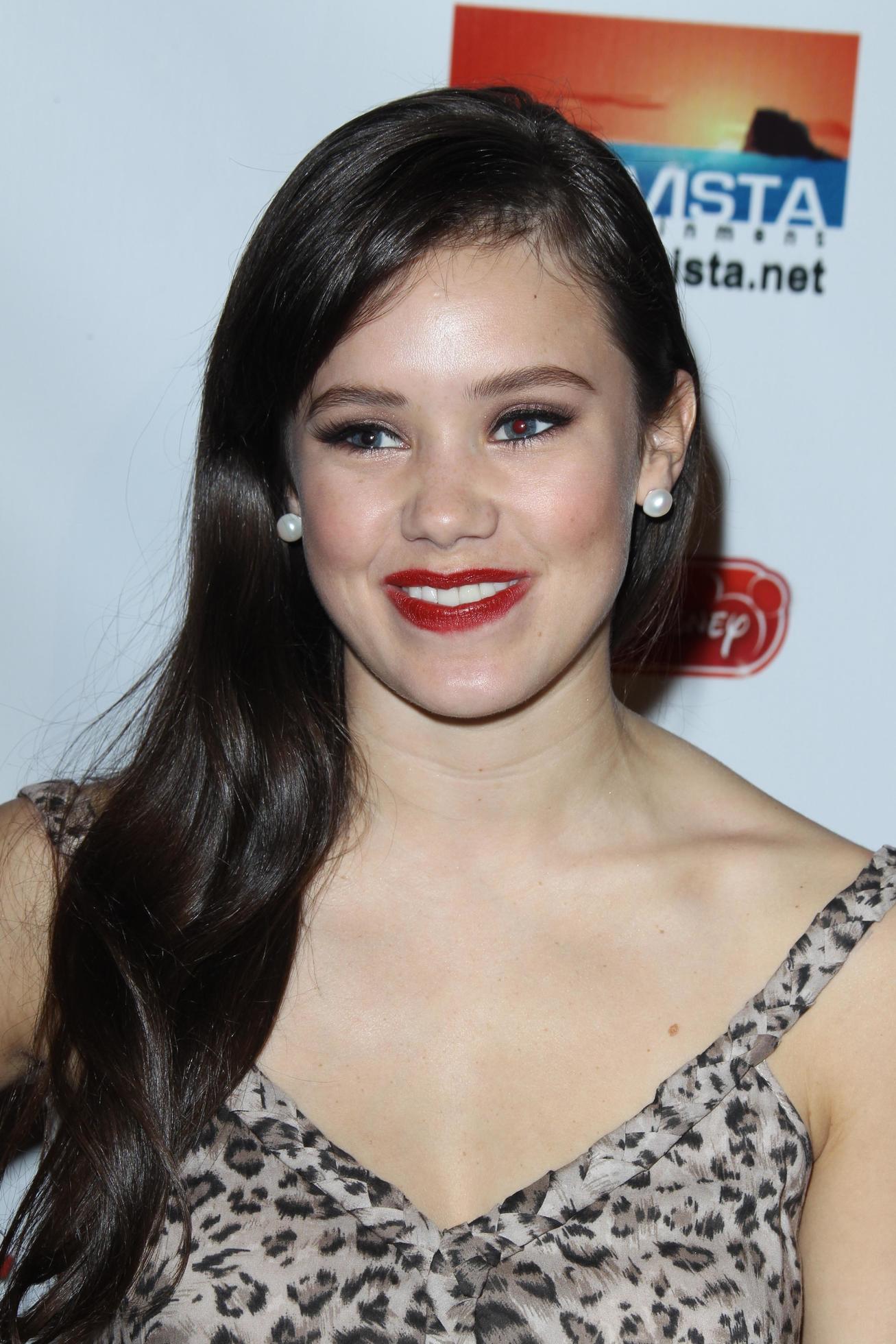 LOS ANGELES, FEB 15 - Merritt Patterson arrives at the RADIO REBEL