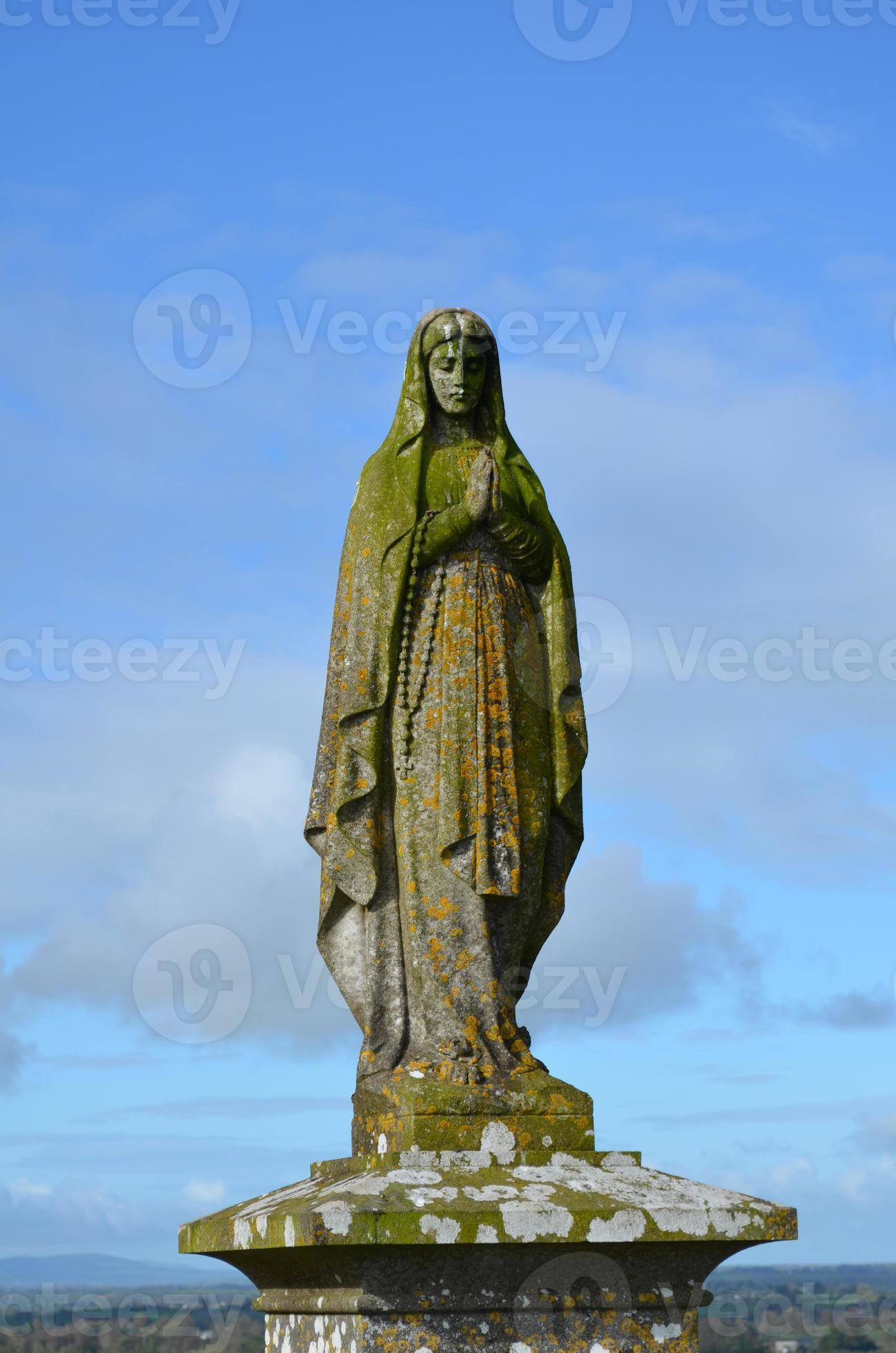 Stone Statue of Mary 9543097 Stock Photo at Vecteezy