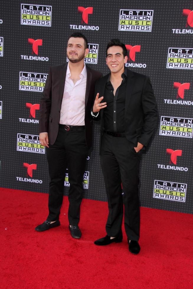 los angeles, oct 8 - calibre 50 en los premios de música latinoamericana en el dolby theater el 8 de octubre de 2015 en los angeles, ca foto