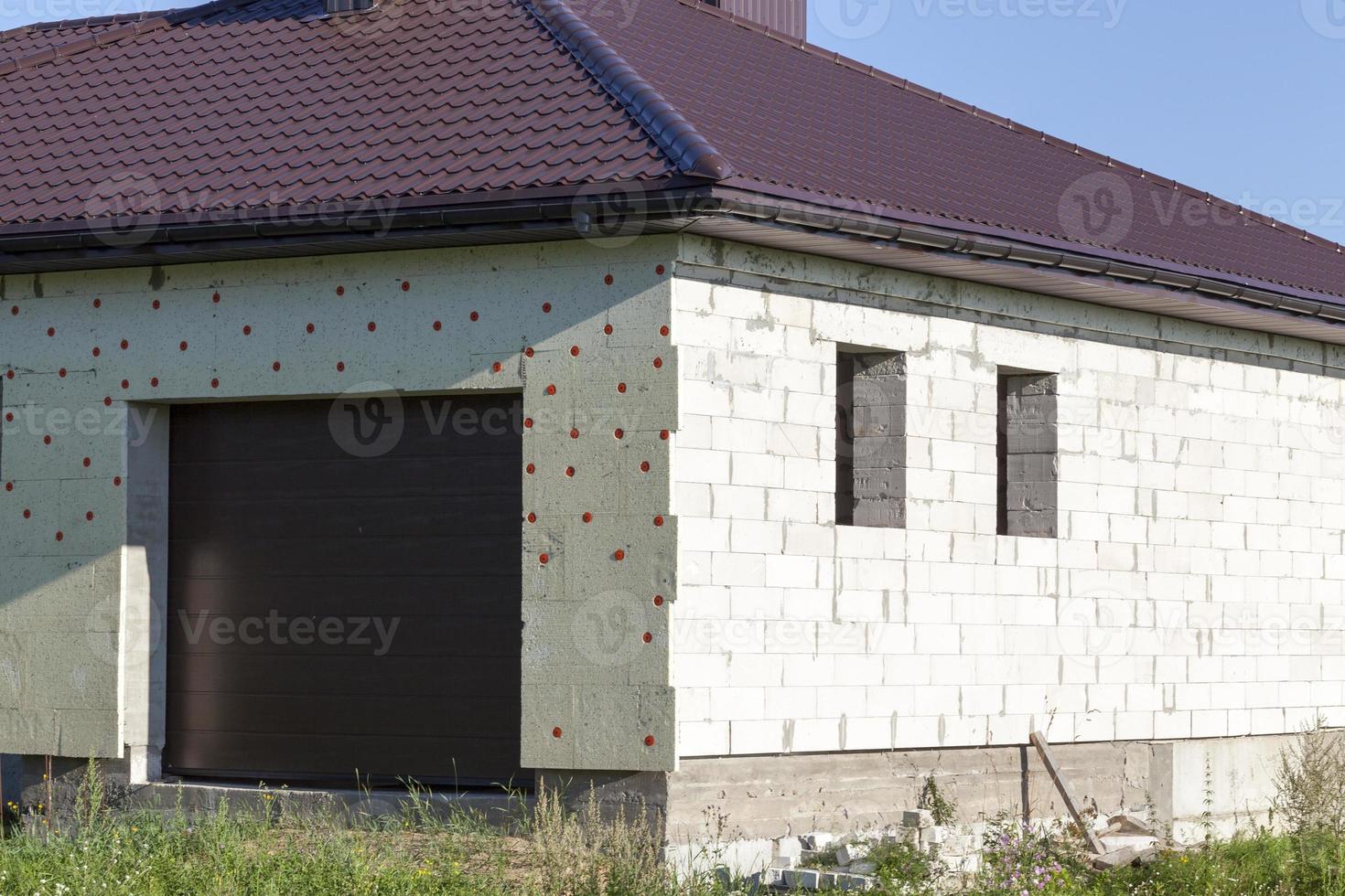 construction of small house photo