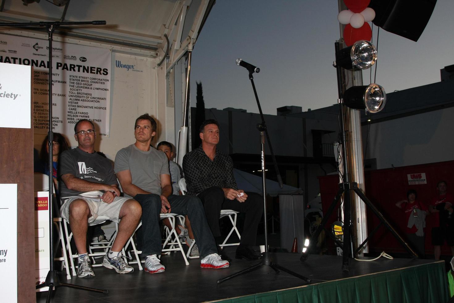 LOS ANGELES, OCT 1 -  VIPS arriving at the Light The Night Hollywood Walk 2011 at the Sunset Gower Studios on October 1, 2011 in Los Angeles, CA photo