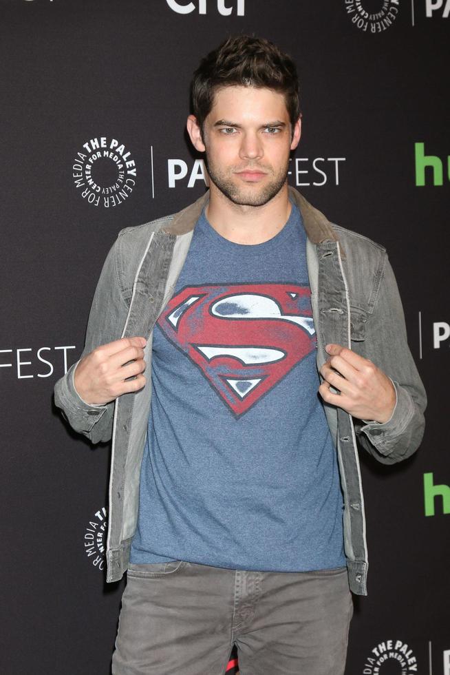 los angeles, 13 de marzo - jeremy jordan en el paleyfest los angeles, supergirl en el dolby theater el 13 de marzo de 2016 en los angeles, ca foto