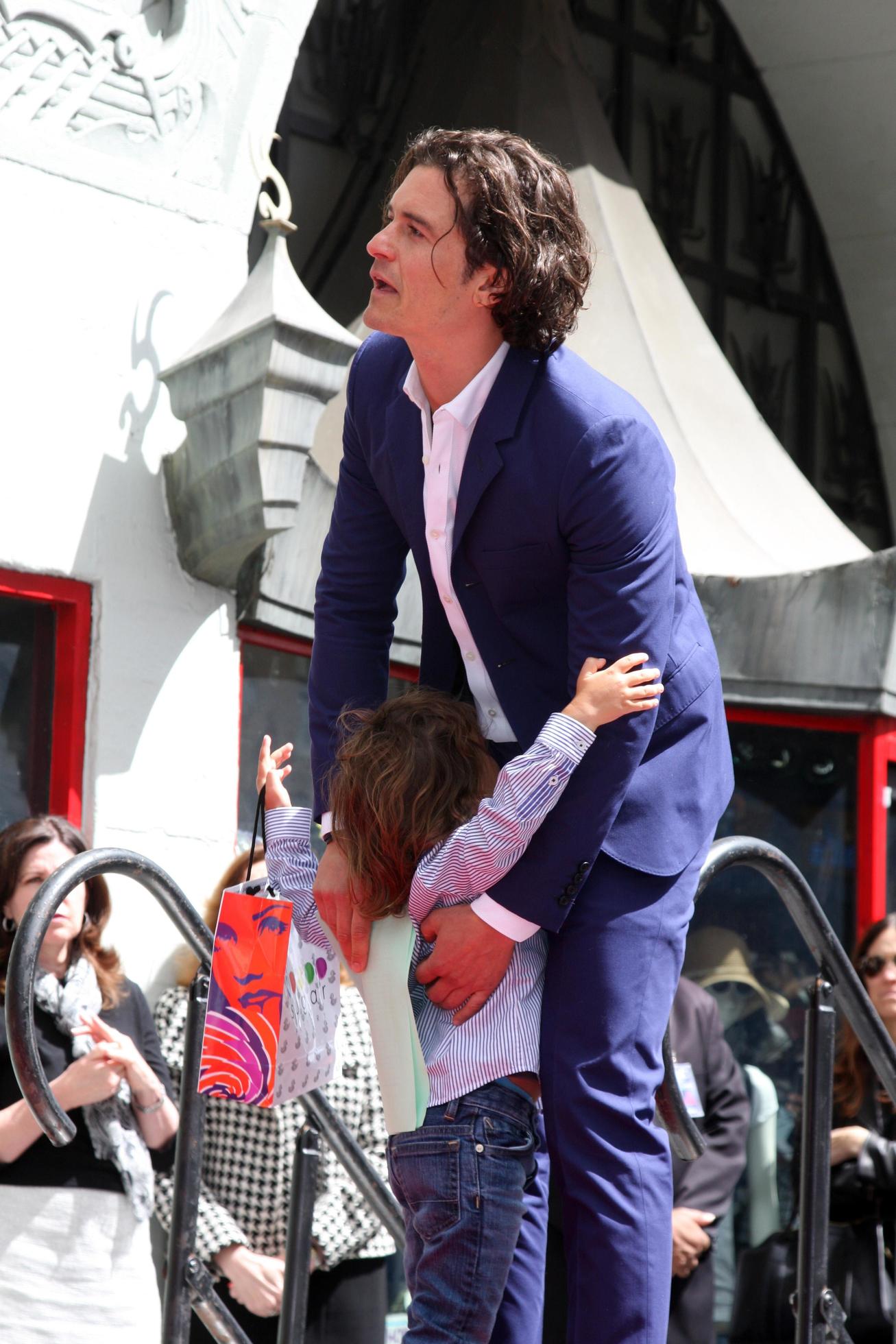 LOS ANGELES, APR 2 - Orlando Bloom, Flynn Bloom at the Orlando Bloom 