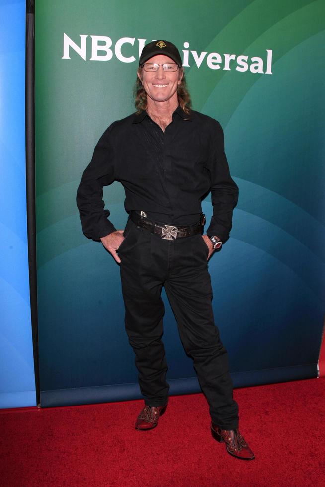 los angeles, 12 de agosto - butch gilliam en la gira de prensa de verano nbcuniversal 2015 tca en el beverly hilton hotel el 12 de agosto de 2015 en beverly hills, ca foto