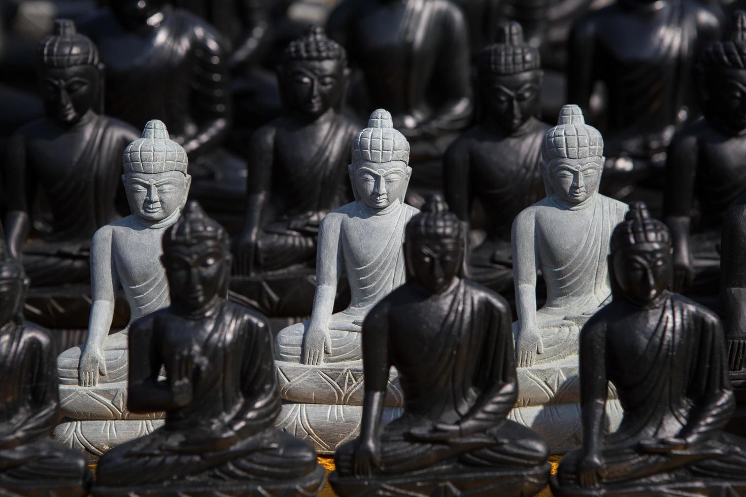 estatuas de Buda, cara de Buda foto