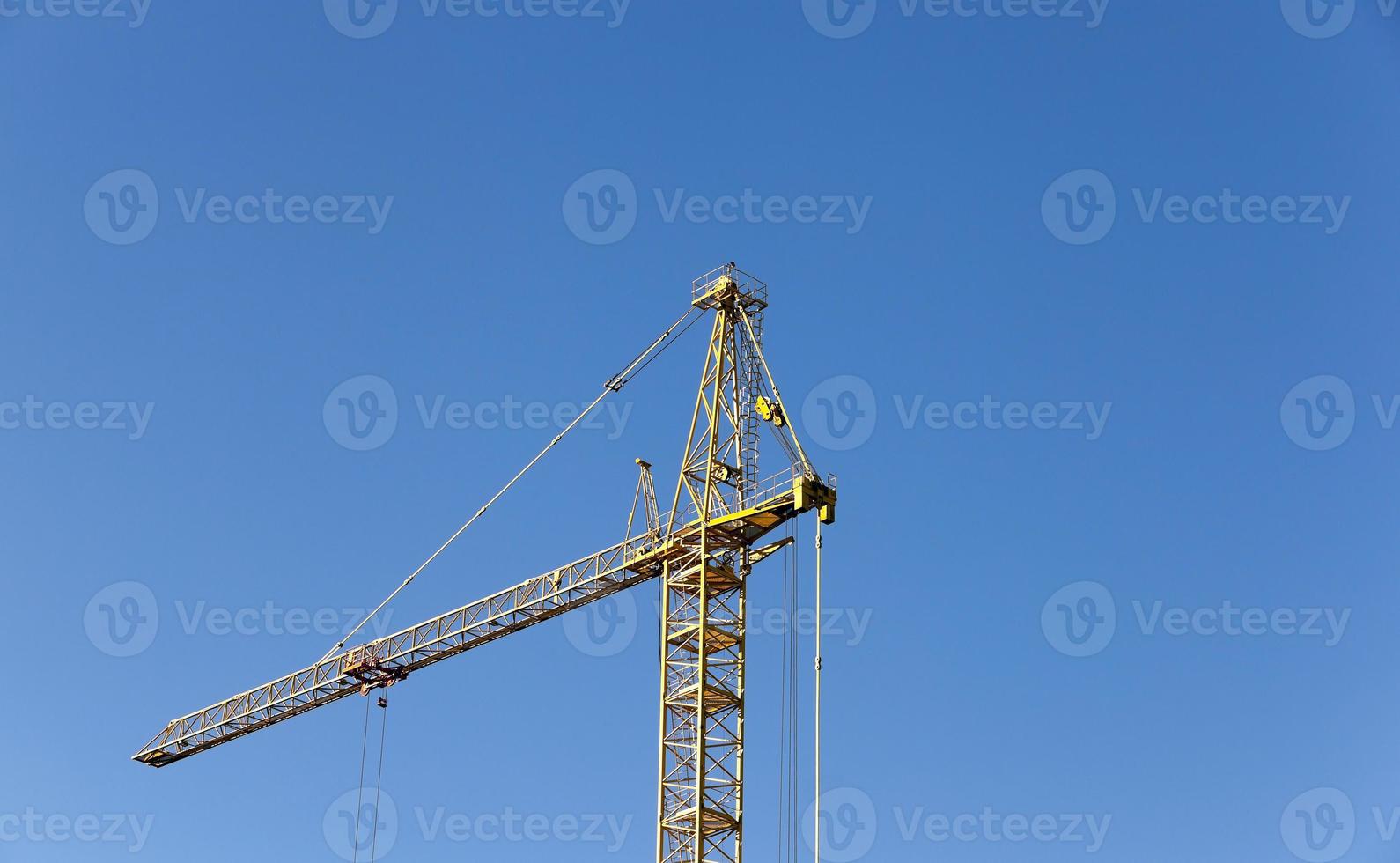 construction of a new home photo