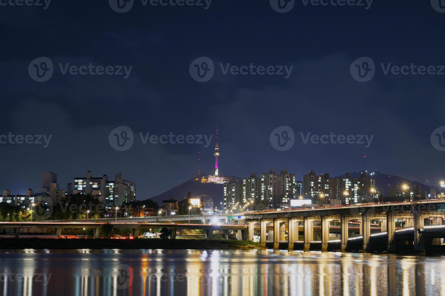 The namsan tower at night makes for a fine view. photo