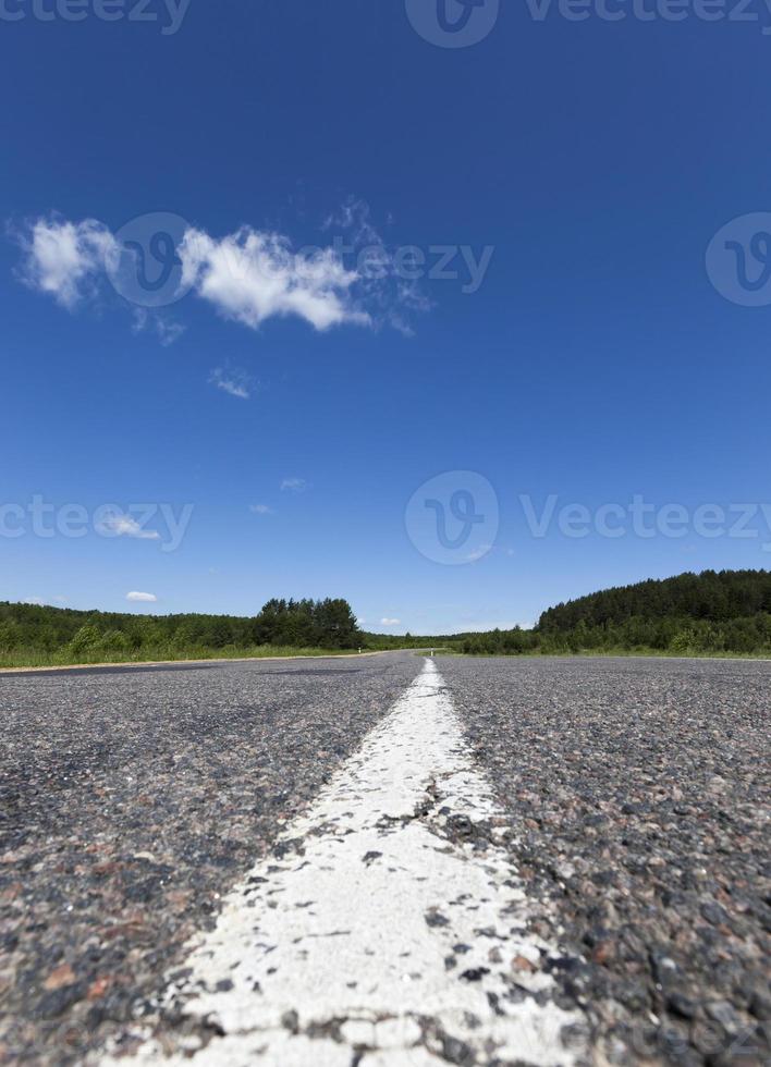 empty asphalt road photo