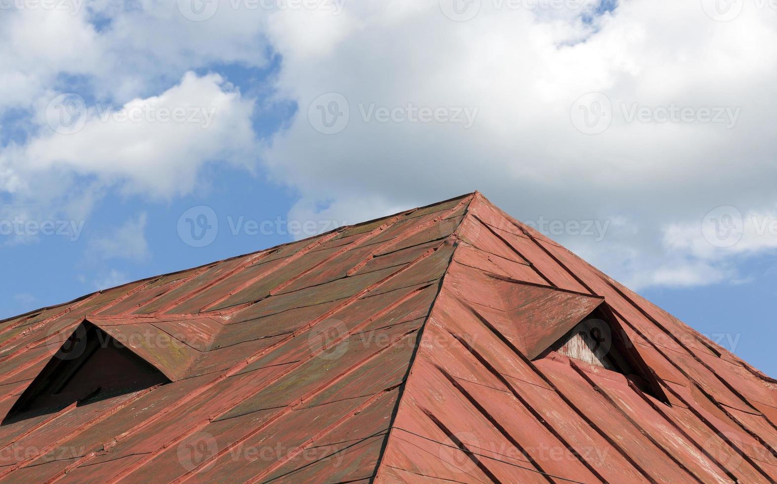 red metal roof photo