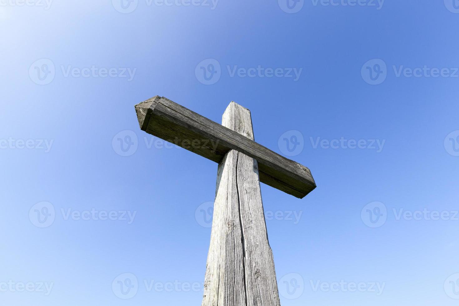 antigua cruz catolica foto