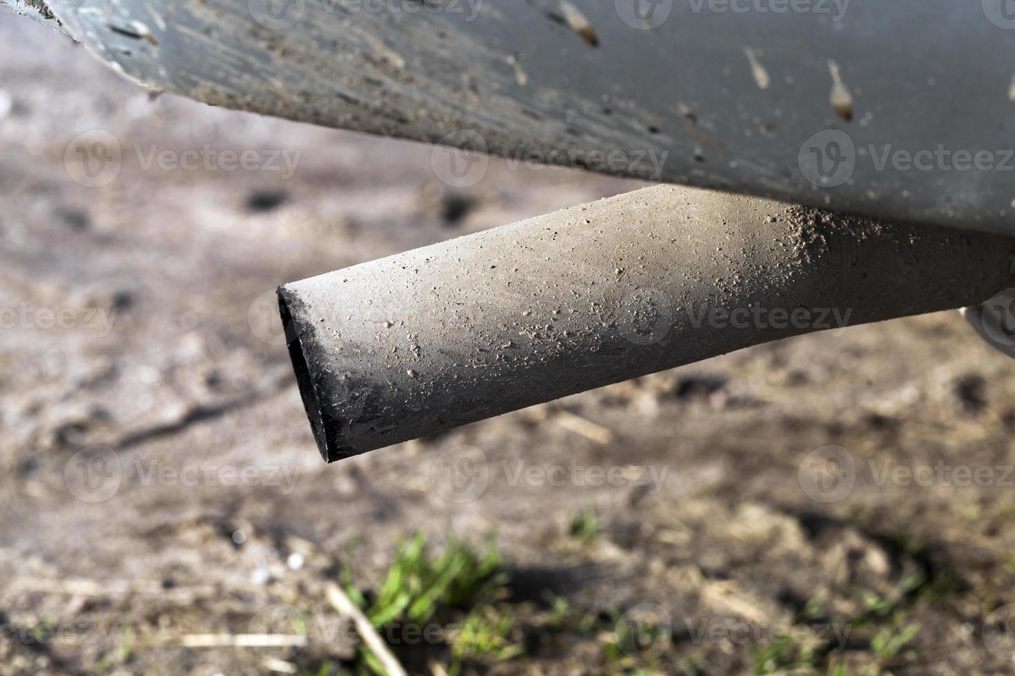 car exhaust pipe photo