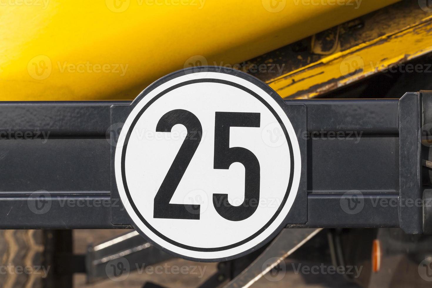 car speed limit photo