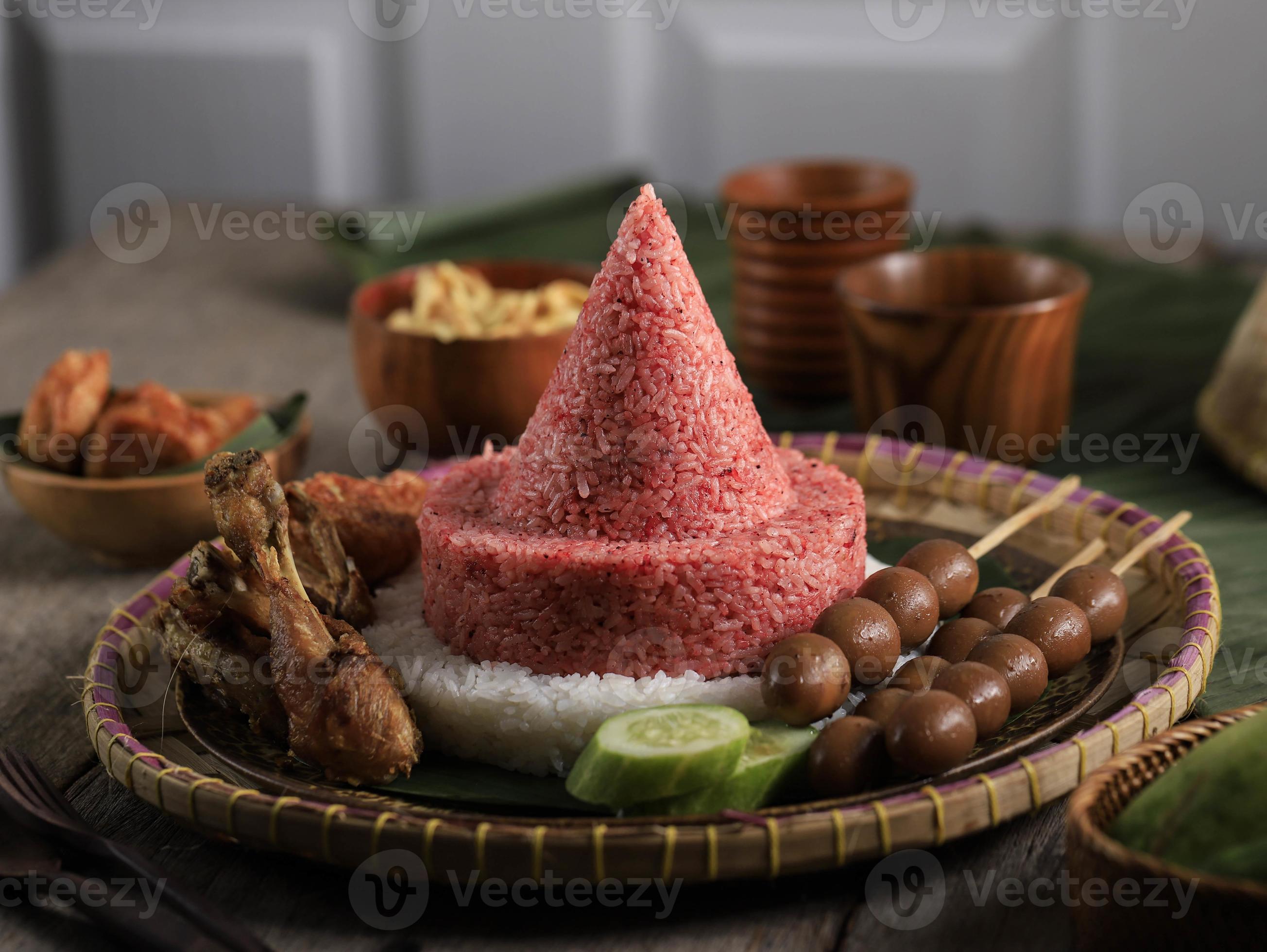 Tumpeng Merah Putih 9714814 Stock Photo at Vecteezy