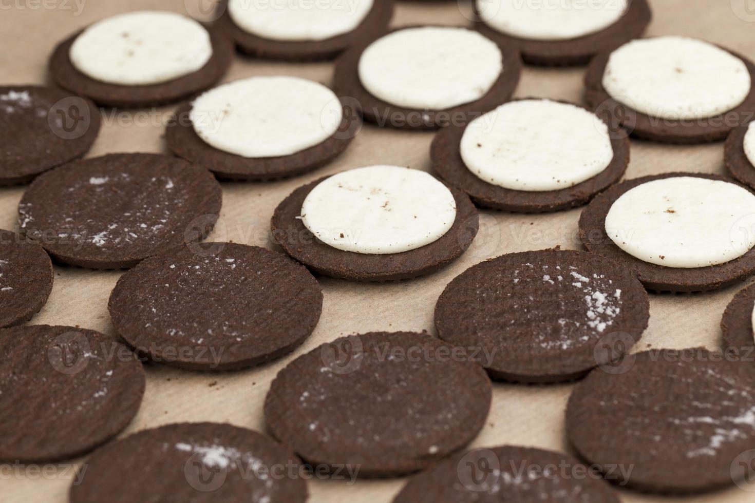 chocolate cookies with creamy cream filling photo