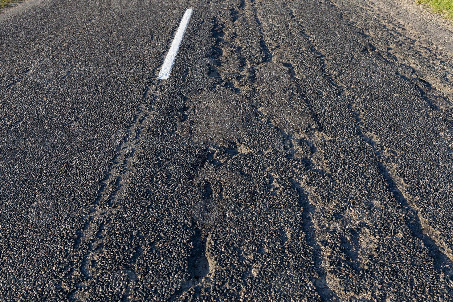 road for the movement of various vehicles photo