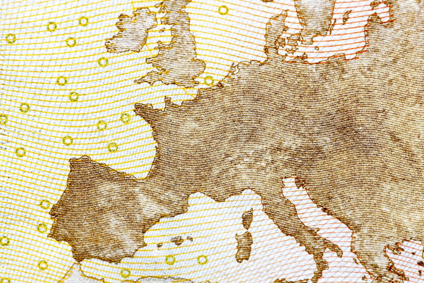 reverse of the European cash photo