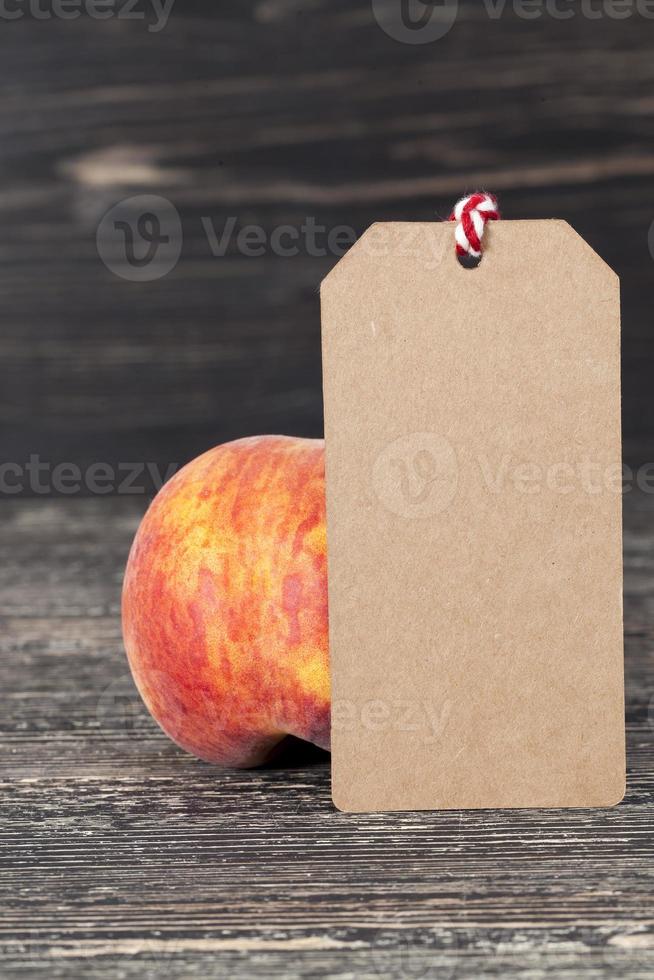 peaches and label photo