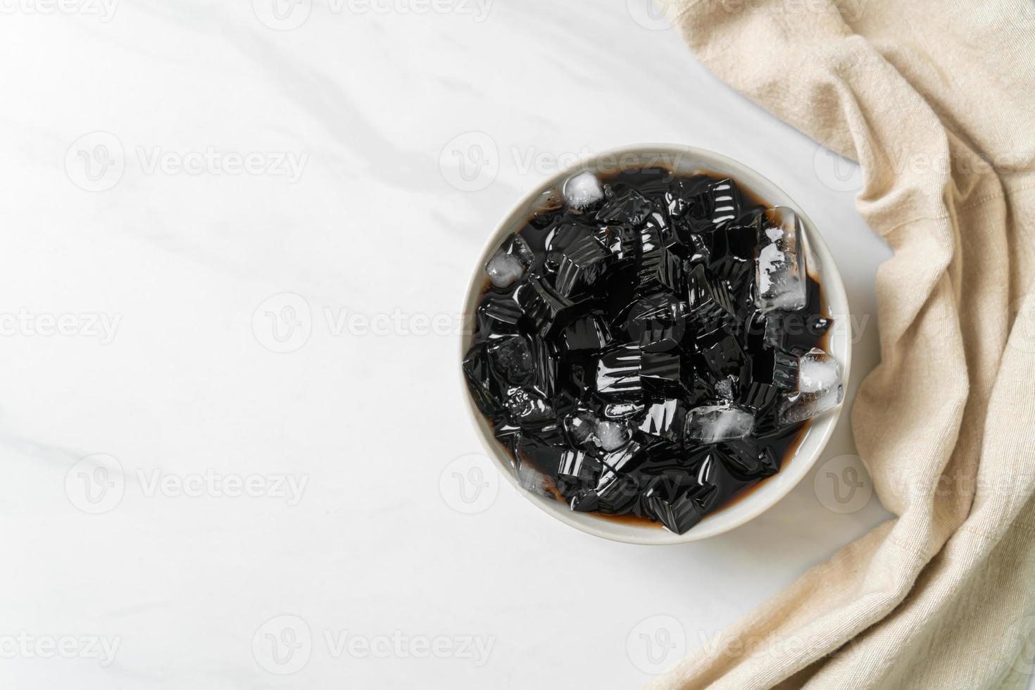 Black grass jelly with ice photo