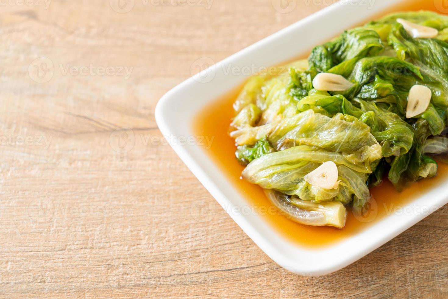 Stir fried Iceberg lettuce with Oyster sauce photo