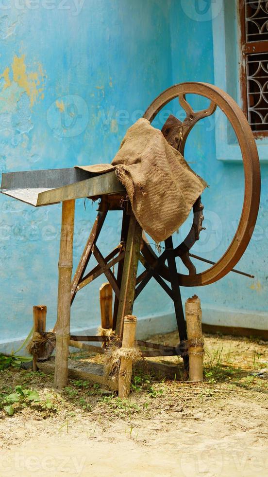 grass cutter machine image photo