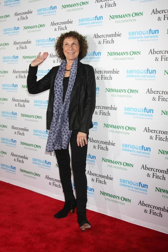 0LOS ANGELES, MAY 14 - Rhea Perlman at the SeriousFun Children s Network 2015 LA Gala at the Dolby Theater on May 14, 2015 in Los Angeles, CA photo