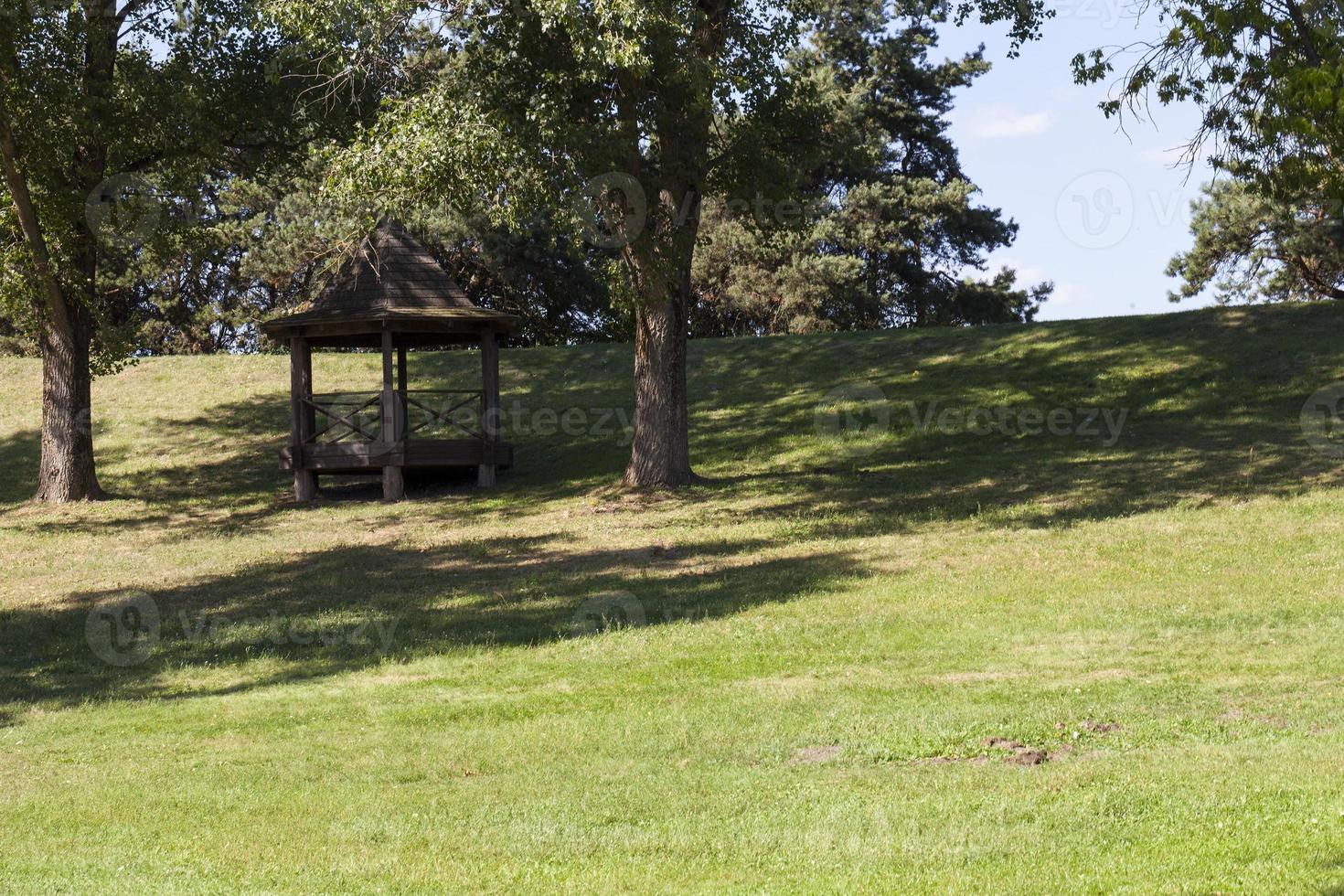 park and gazebo photo