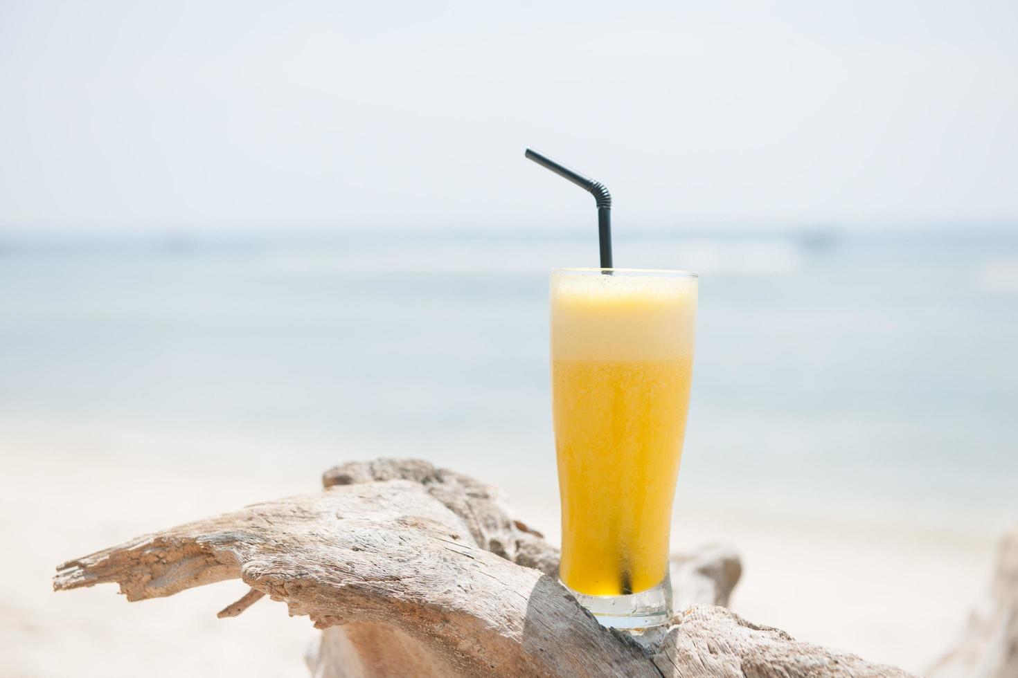 Fresh pineapple Juice photo
