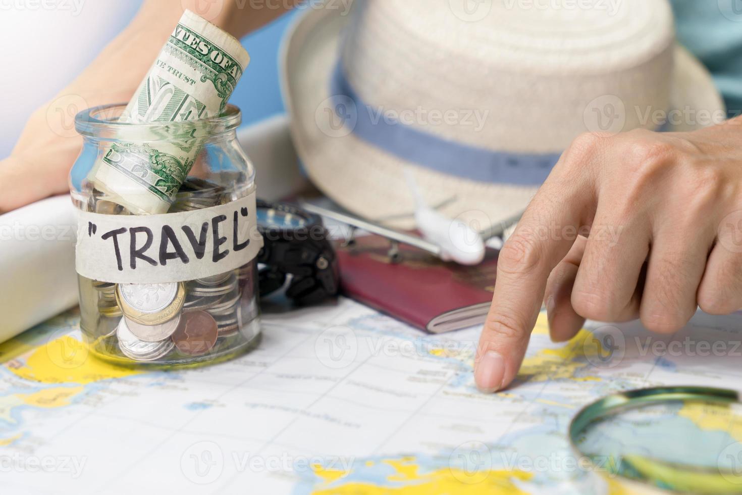 Travel budget and accessories for holiday photo