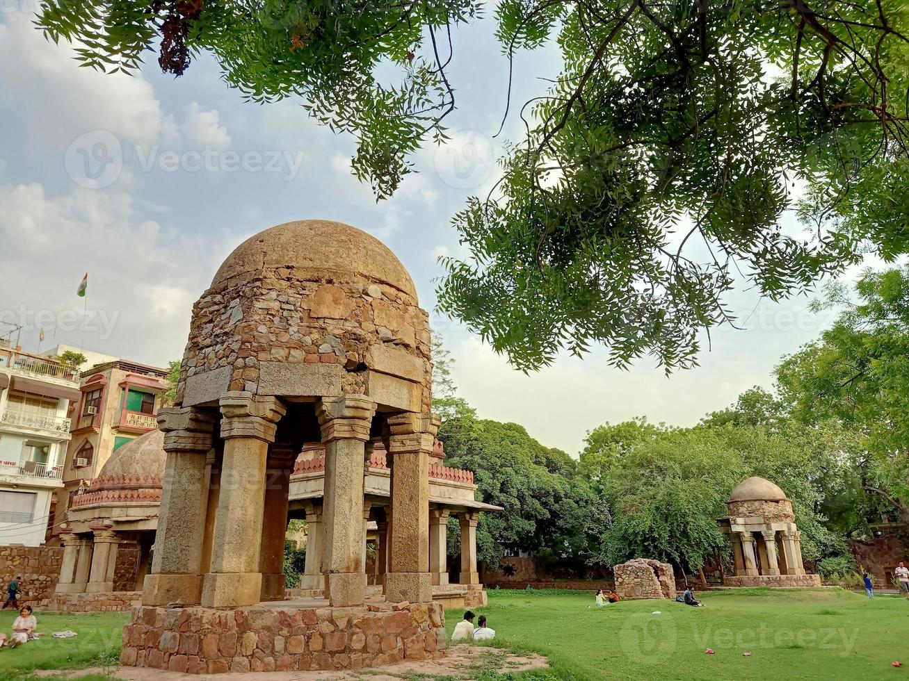 firoz shah tughlaq tomb history photo