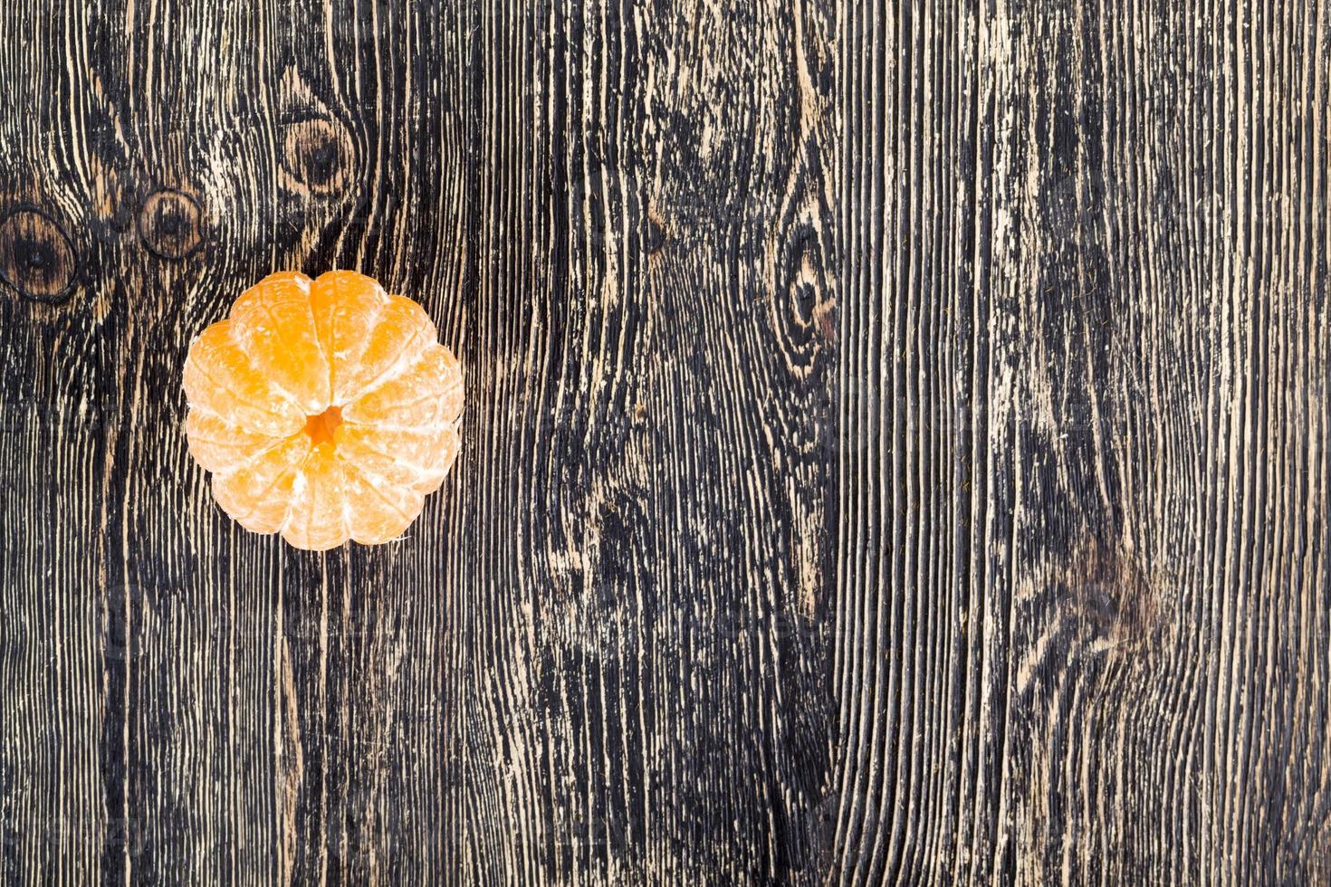 peeled orange juicy tangerine photo