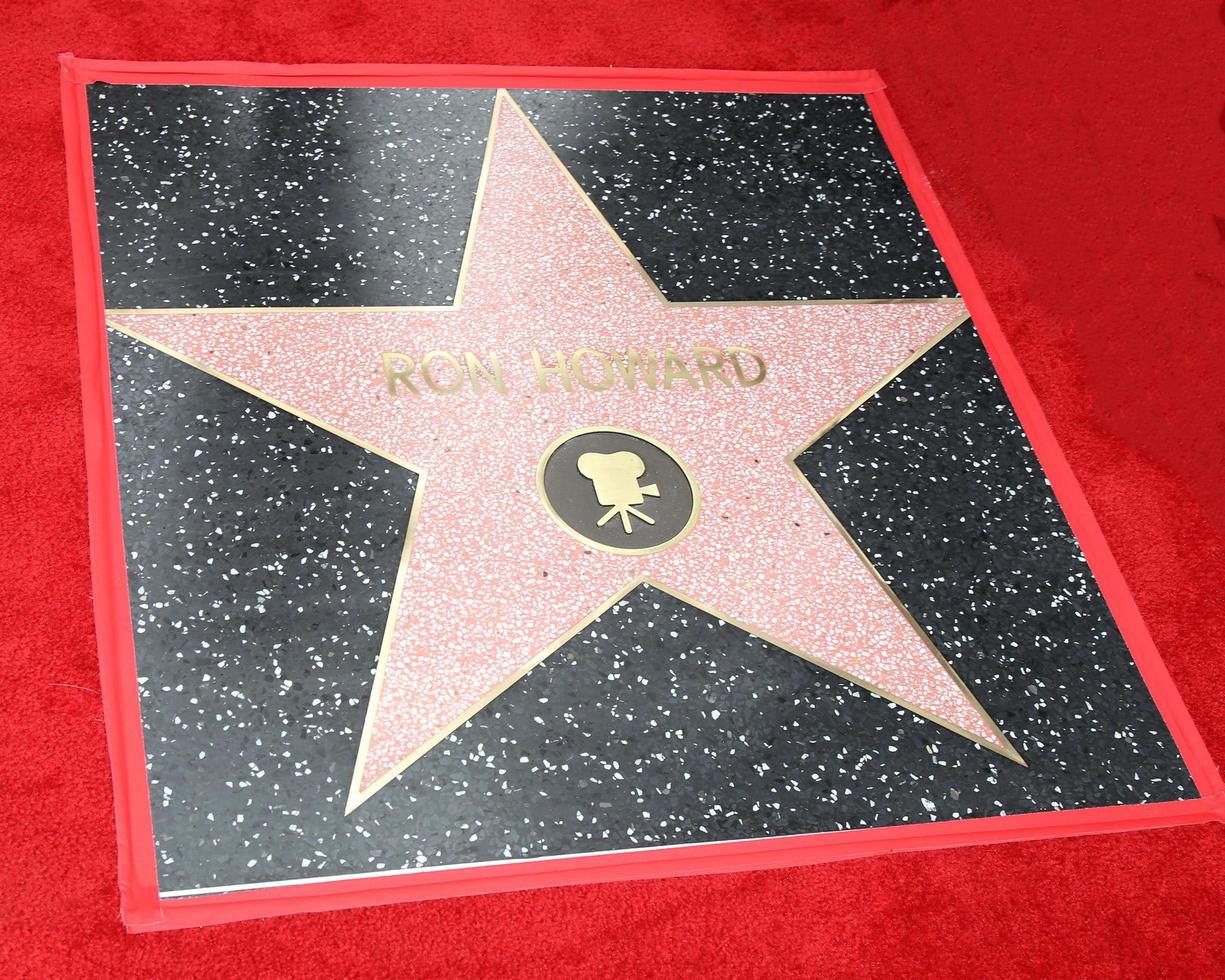 LOS ANGELES, DEC 10 - Ron Howard Movie Star at the Ron Howard Star on the Hollywood Walk of Fame at the Hollywood Blvd on December 10, 2015 in Los Angeles, CA photo