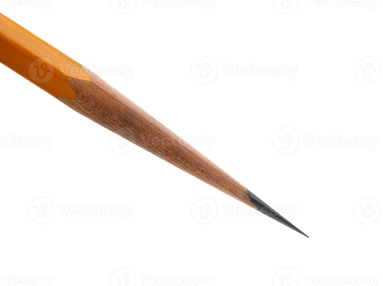 un lápiz muy afilado sobre un fondo blanco. foto