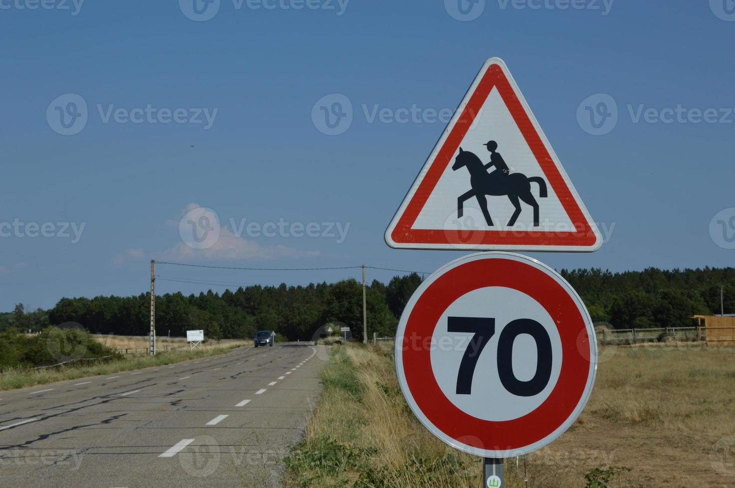Speed limit sign photo