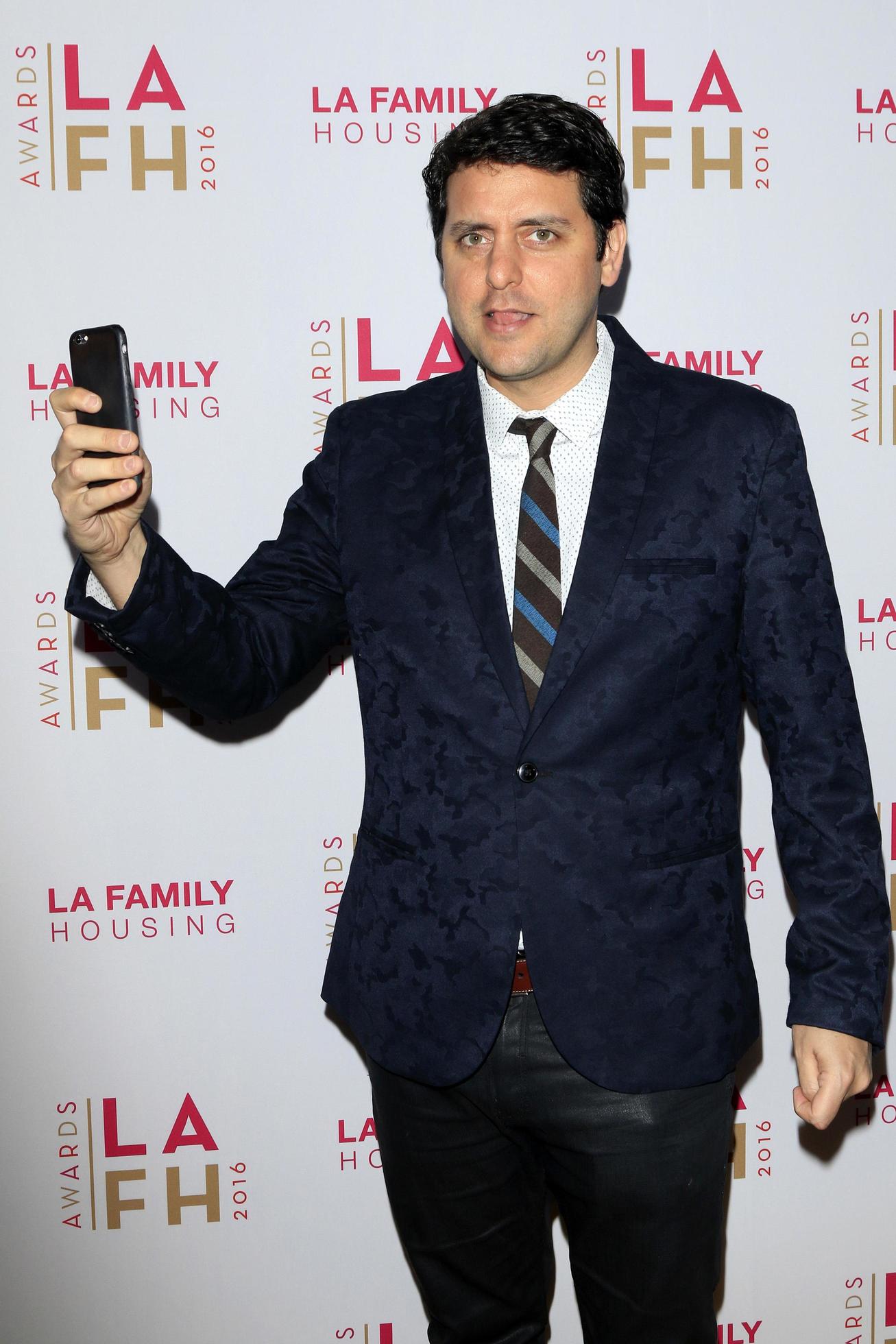 LOS ANGELES, APR 21 Ben Gleib at the LA Family Housing Awards at the