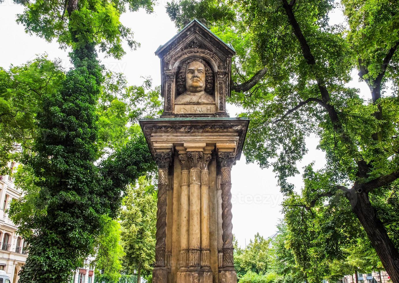 HDR Altes Bach Denkmal photo