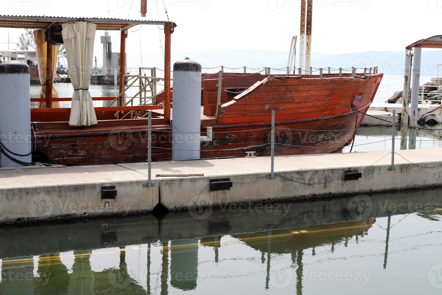 Sea berth for boats and yachts photo