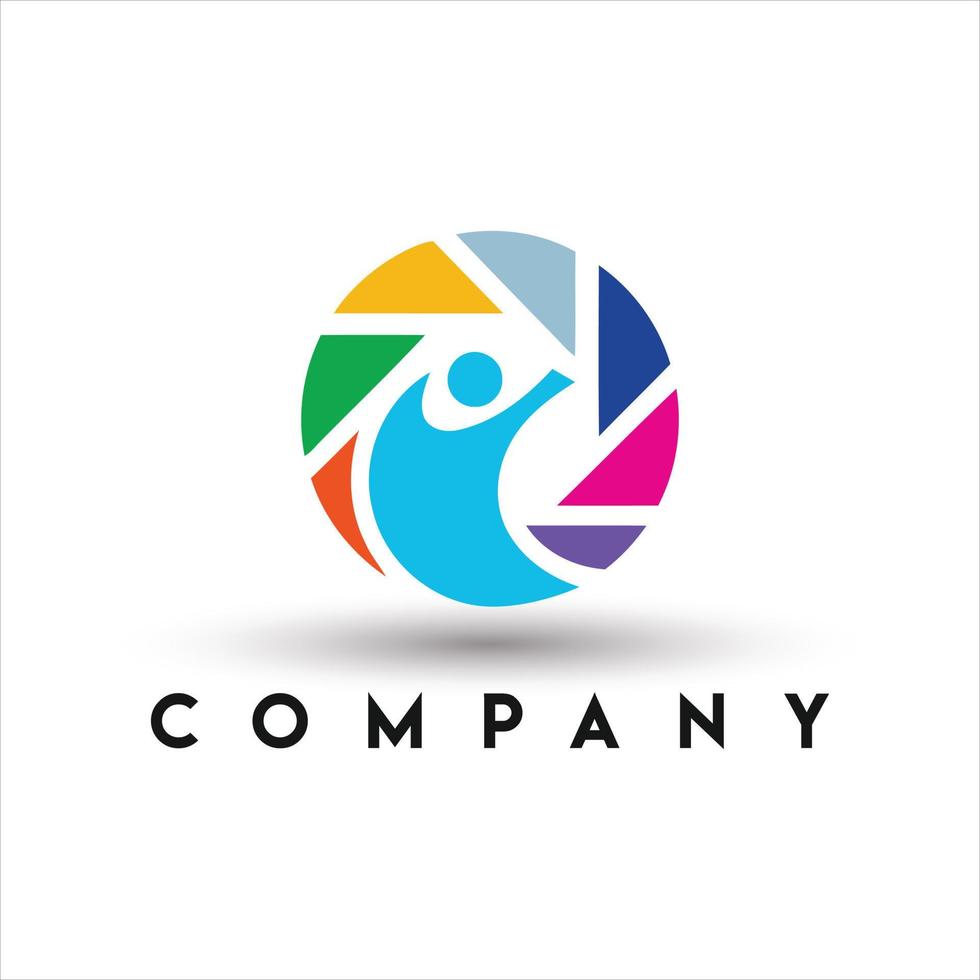 People Focus Logo. Community People Logo vector