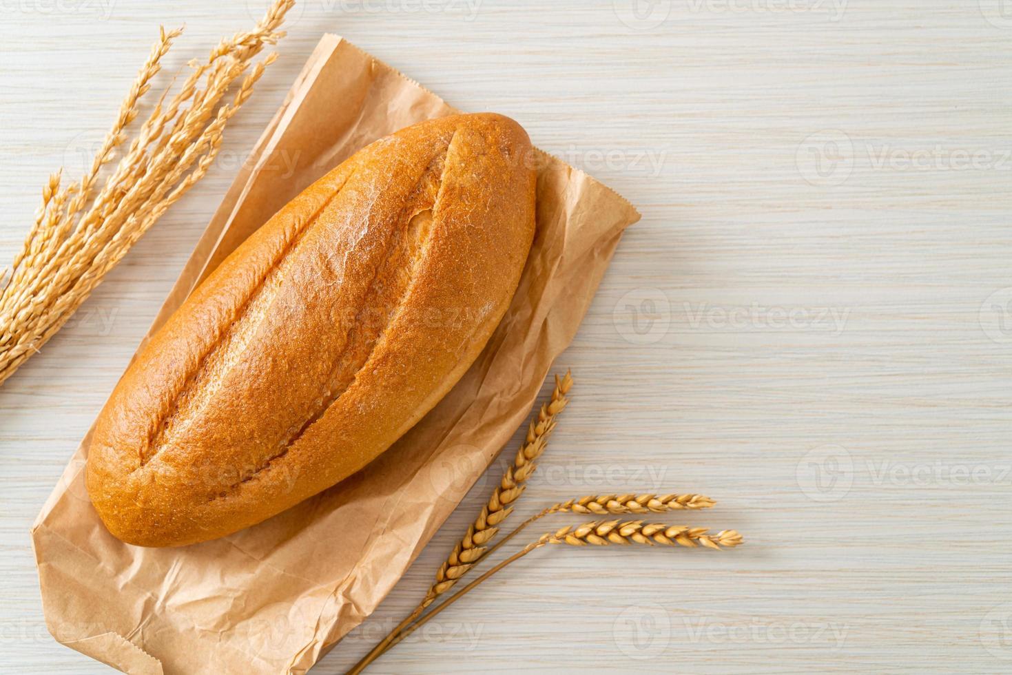 freshly baked french baguette bread photo