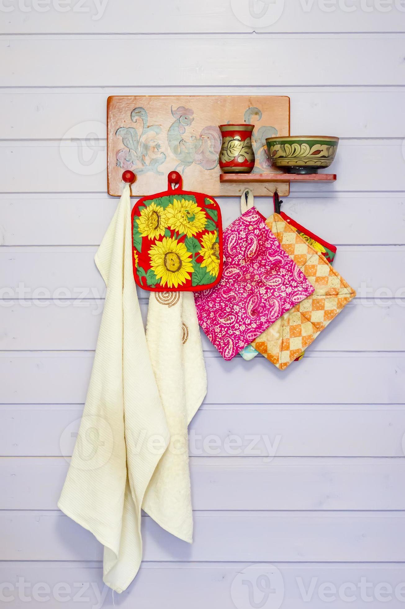 Rustic Decoration Of The Kitchen A Lot Of Trend Colored Linen Napkin And  Towels Hanging On The Vintage Handmade Grunge Chalkboard With Copy Space  Four Natural Cotton On Hanger At Rustic Style