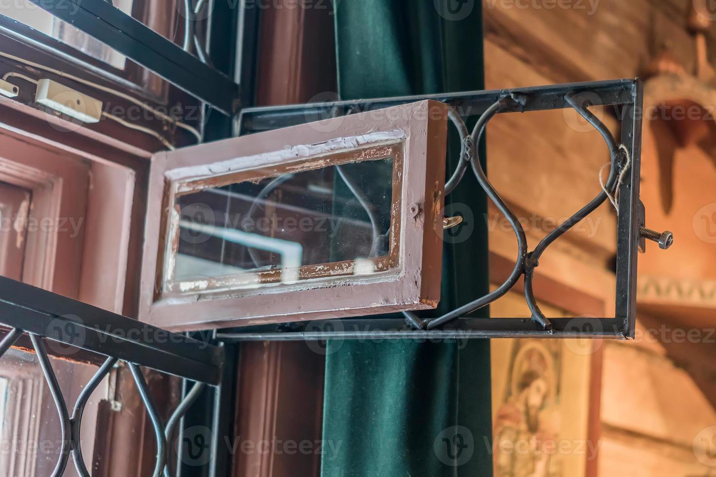 open old wooden window photo